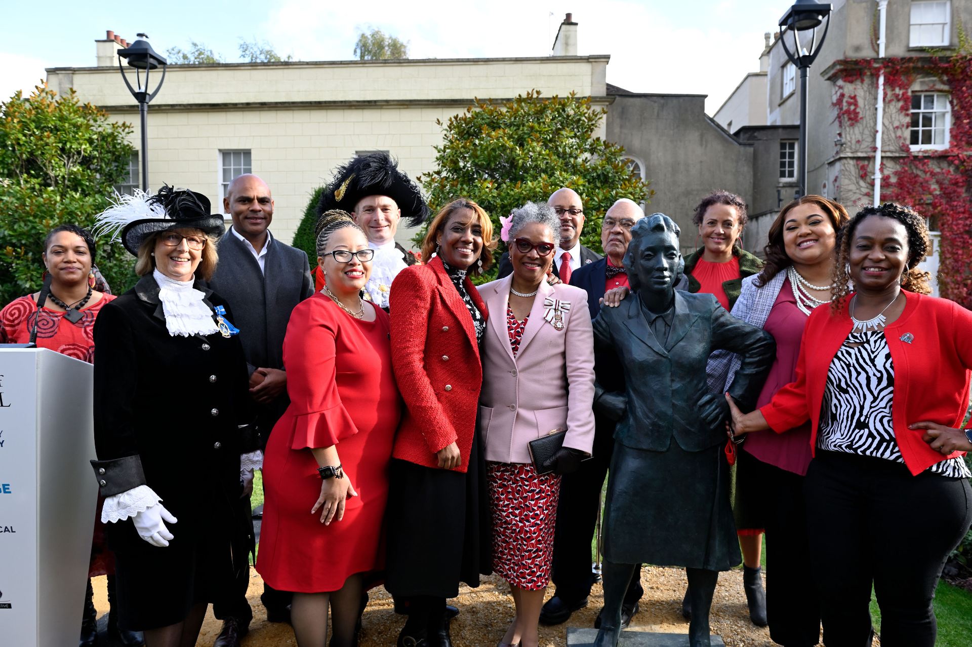 Members of the Lacks Family, artist Helen Wilson-Roe, Lord Lieutenant of Bristol Peaches Golding, Bristol High Sheriff Susan Davies, Lord Mayor of Bristol Steve Smith, Mayor of Bristol Marvin Rees and former Lord Mayor of Bristol Cleo Lake at the statue unveiling